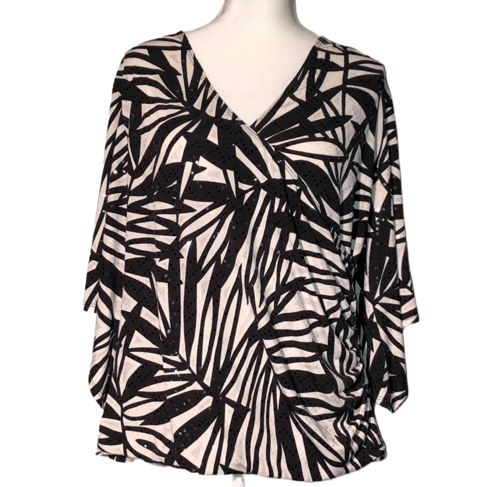 Animal Print Women’s top. Size 1X